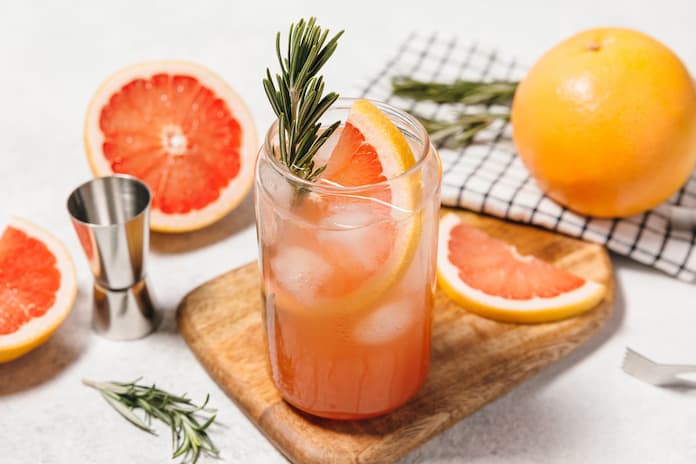 Rosemary Grapefruit Spritz cocktail
