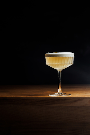 White Lady cocktail med Cointreau
