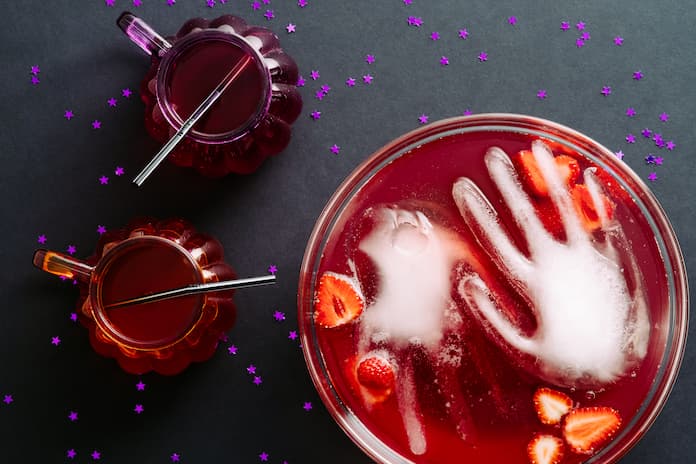 Blodrød Halloween Punch til fest